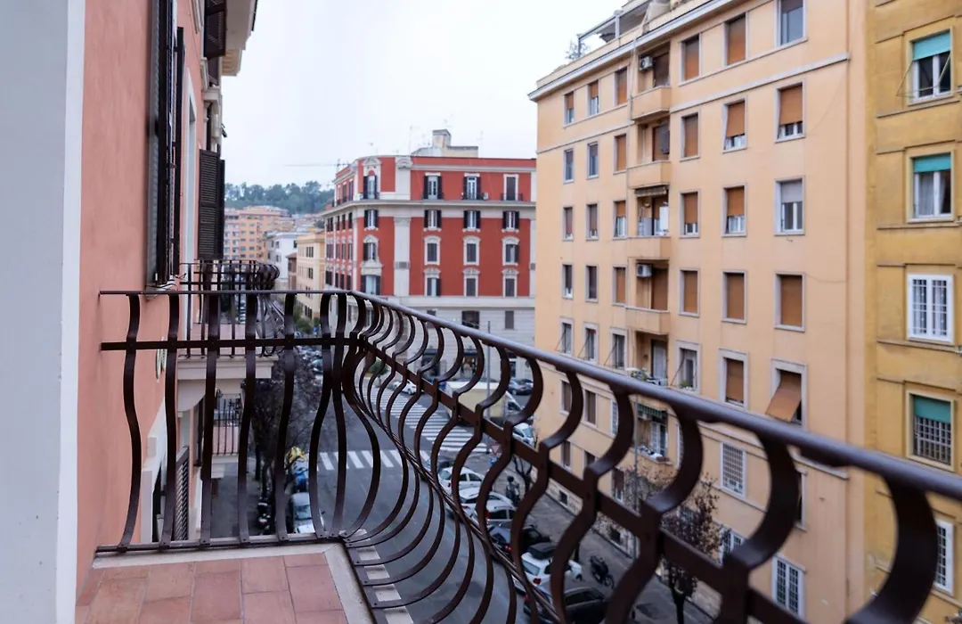 Qflat Elegant Palumbo Vatican-1